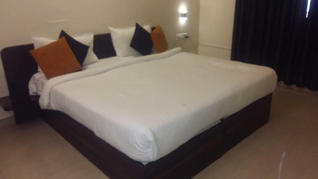 Yash Regency * Pune
